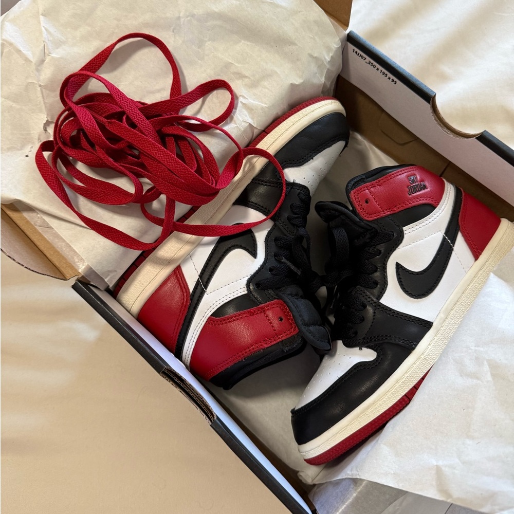 Jordan OG retro high boys 1y Black, Red, and White Sneakers